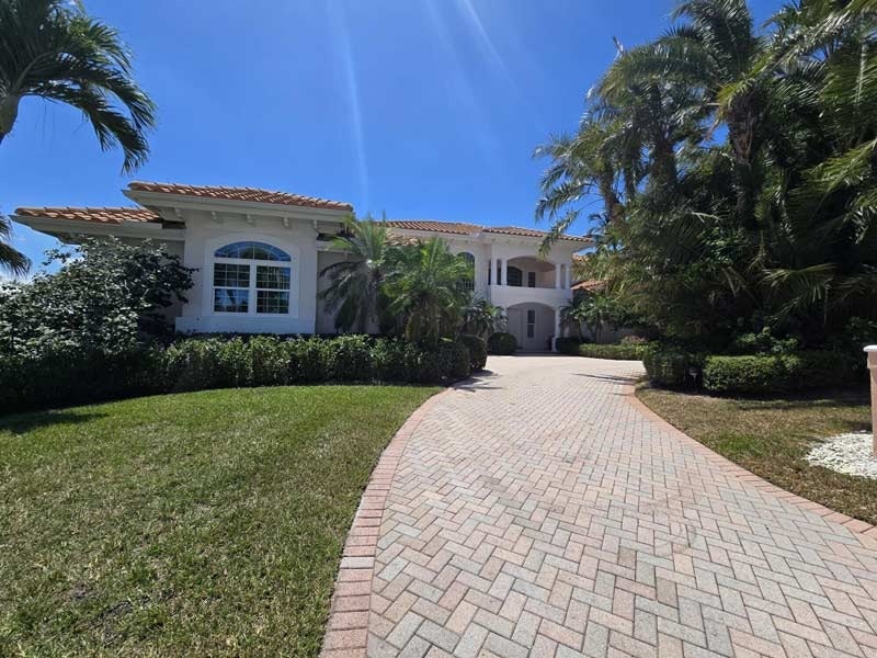 residential home driveway